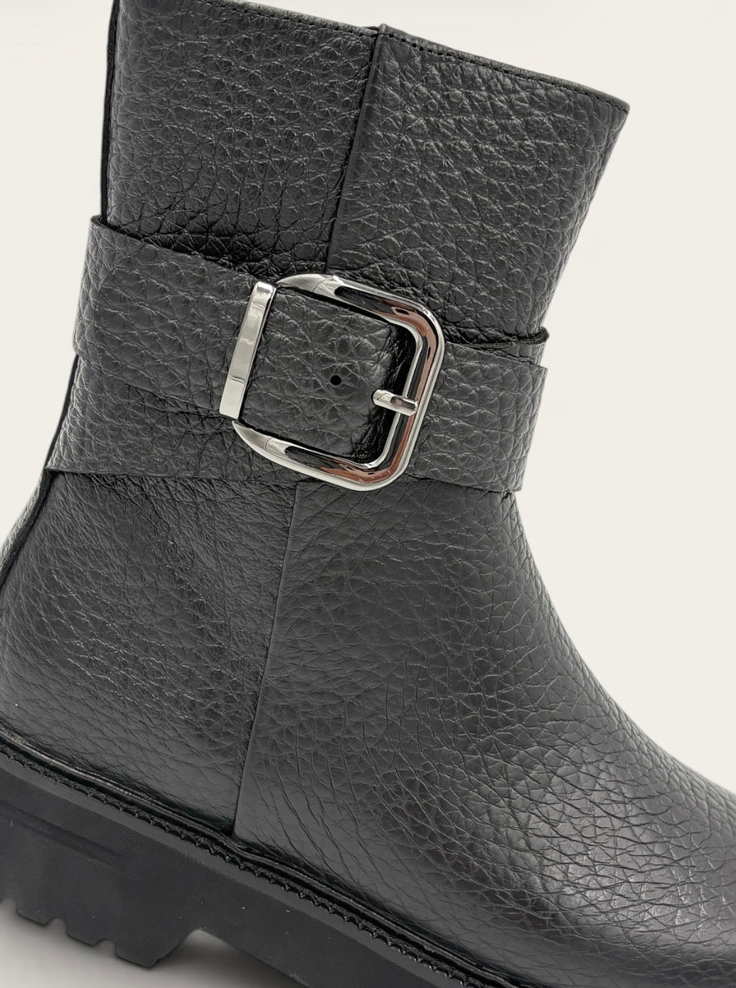LAURA BELLARIVA Bottines 3102 - Cuir Noir
