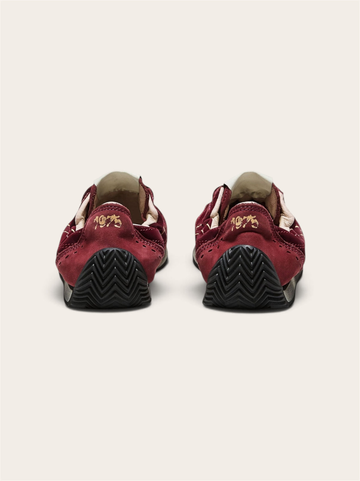 DIADORA Basket Equipe Revenge Etoile Italia - Violet Truffe, Bordeaux