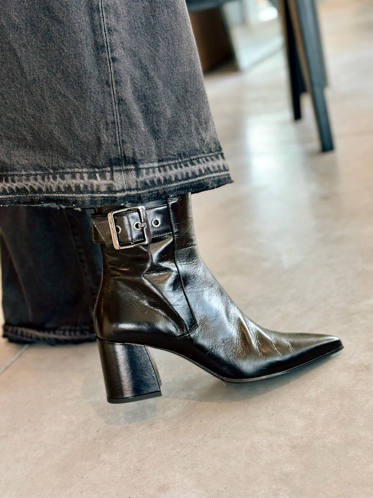 LAURA BELLARIVA Bottes 3264 Cuir Noir