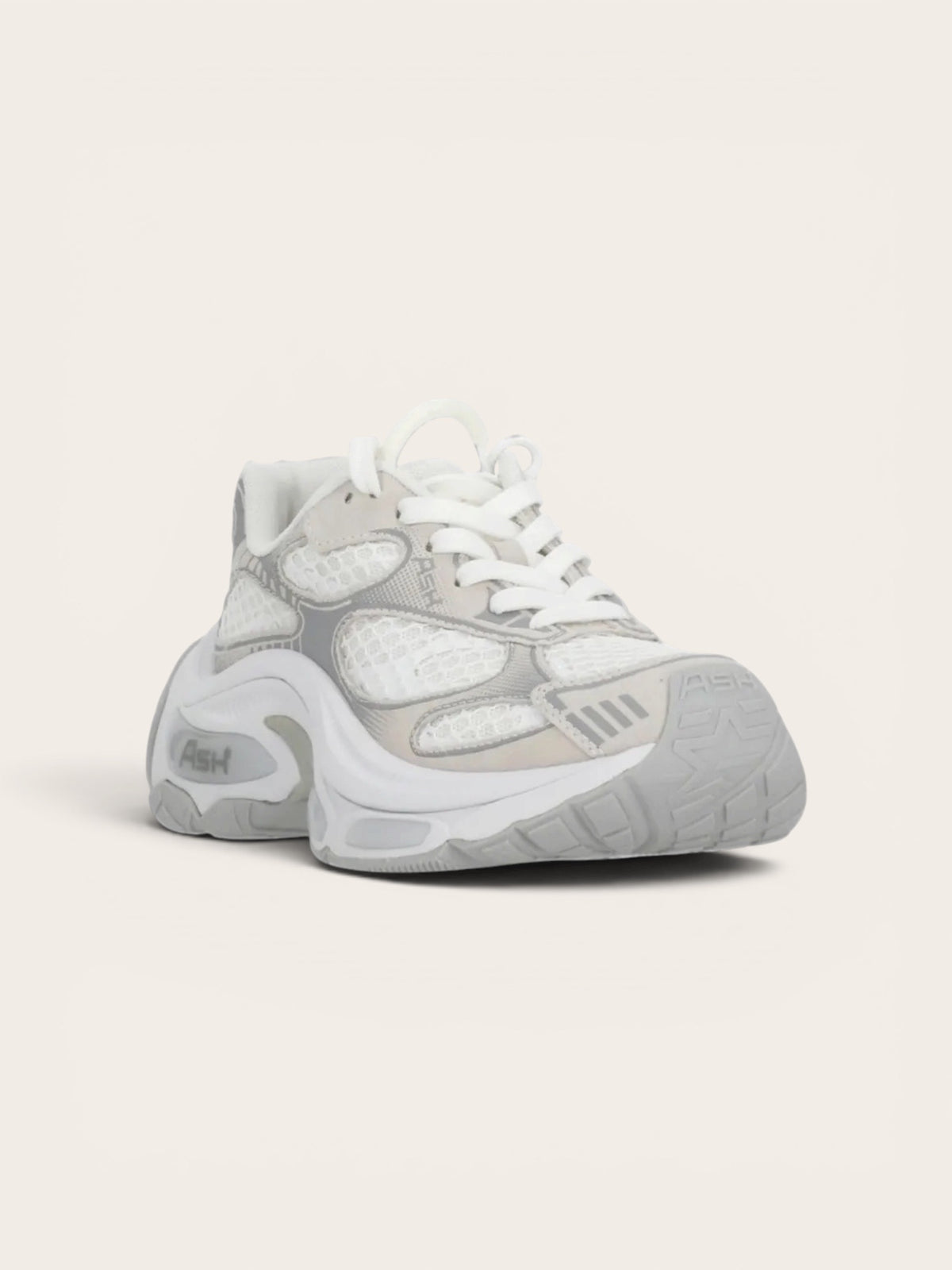 Ash Dragon Off White/White E26110PA00BE