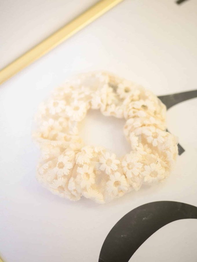 Chouchou dentelle écru