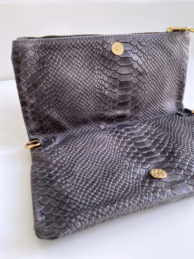 Pochette Ziggy rock gris chaîne dorée – Image 3