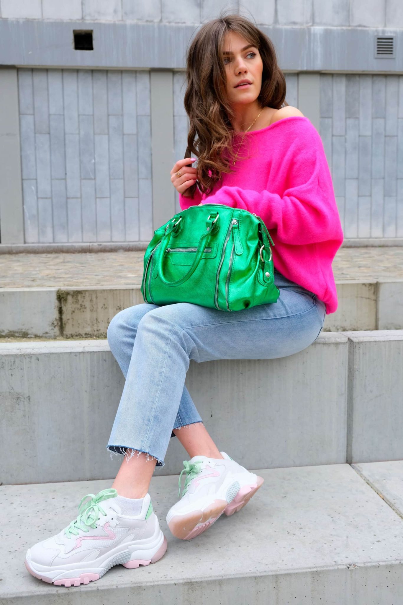 Sac flash en cuir métallisé vert – Image 6