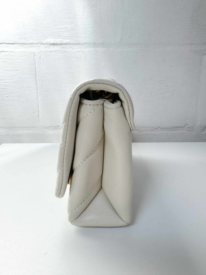 SAC KURT GEIGER - Mini Kensington Flap beige – Image 2